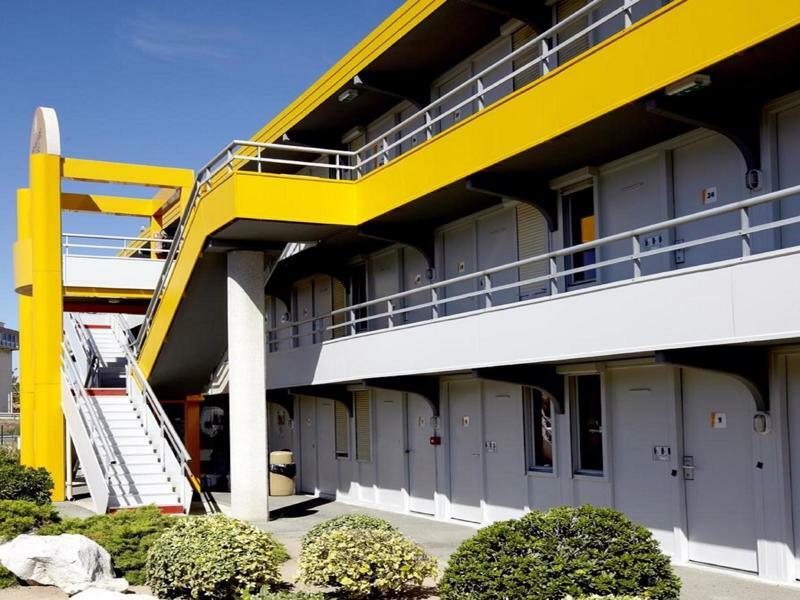 Premiere Classe Aeroport Marseille Vitrolles  Exterior foto